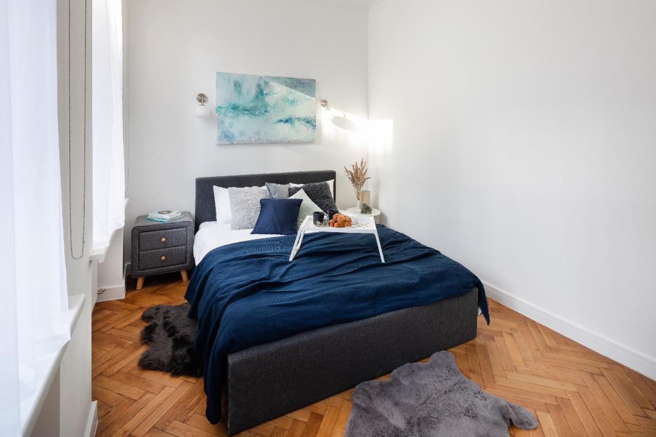 Brivibas House Design Apartments In City Center Riga Ngoại thất bức ảnh
