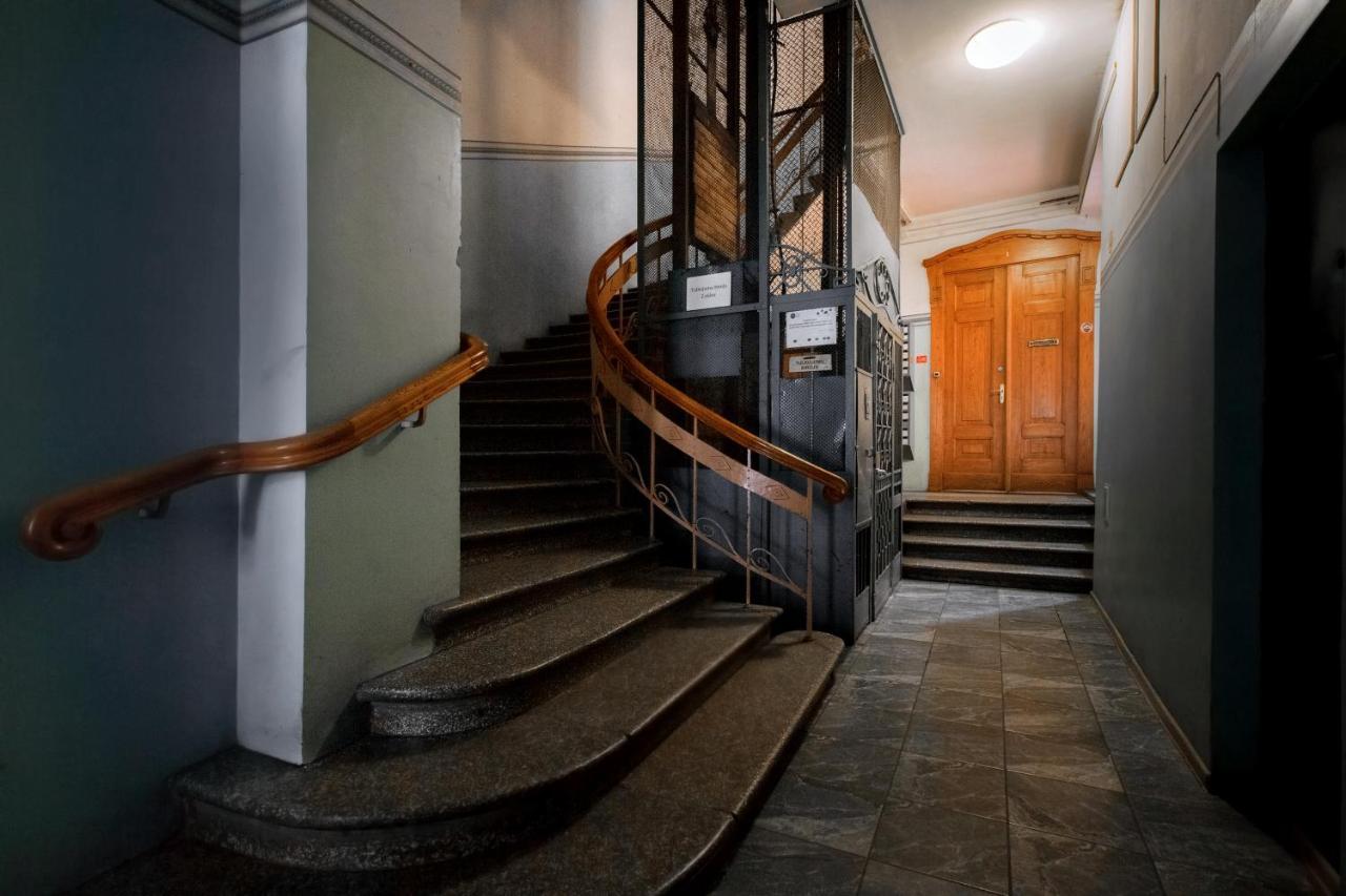 Brivibas House Design Apartments In City Center Riga Ngoại thất bức ảnh