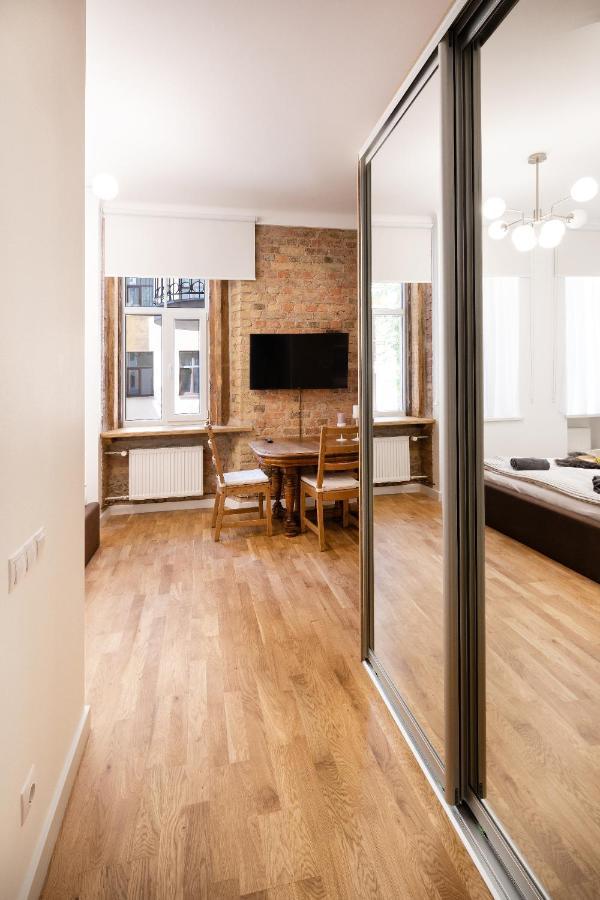 Brivibas House Design Apartments In City Center Riga Ngoại thất bức ảnh