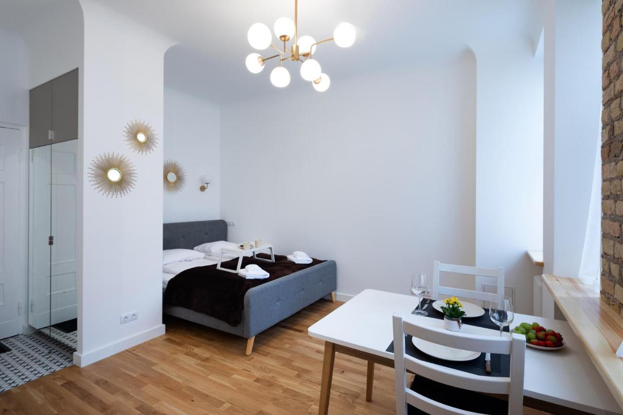 Brivibas House Design Apartments In City Center Riga Ngoại thất bức ảnh